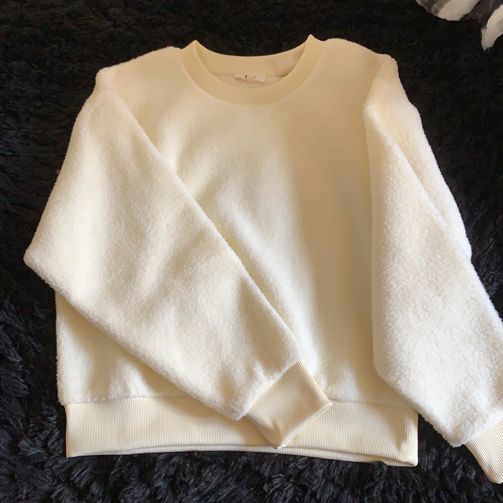 levi warm pullover